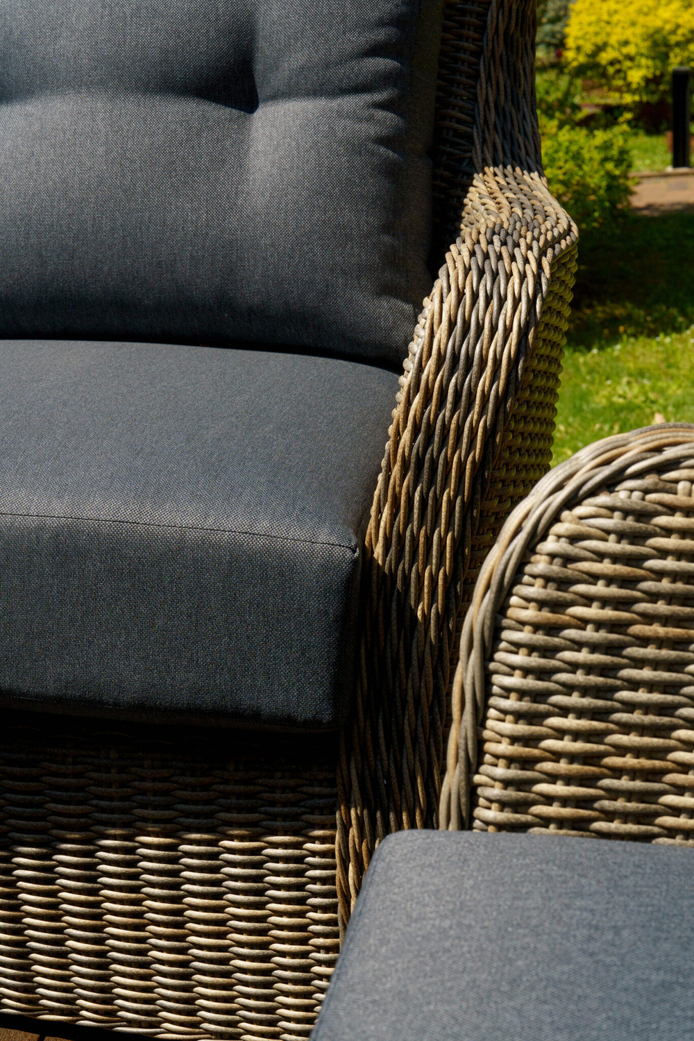 Набор мебели ВЕНЕЦИЯ из искусственного ротанга (цвет коричневый)