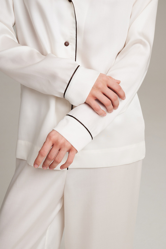 Блуза из тенселя с кантом айвори