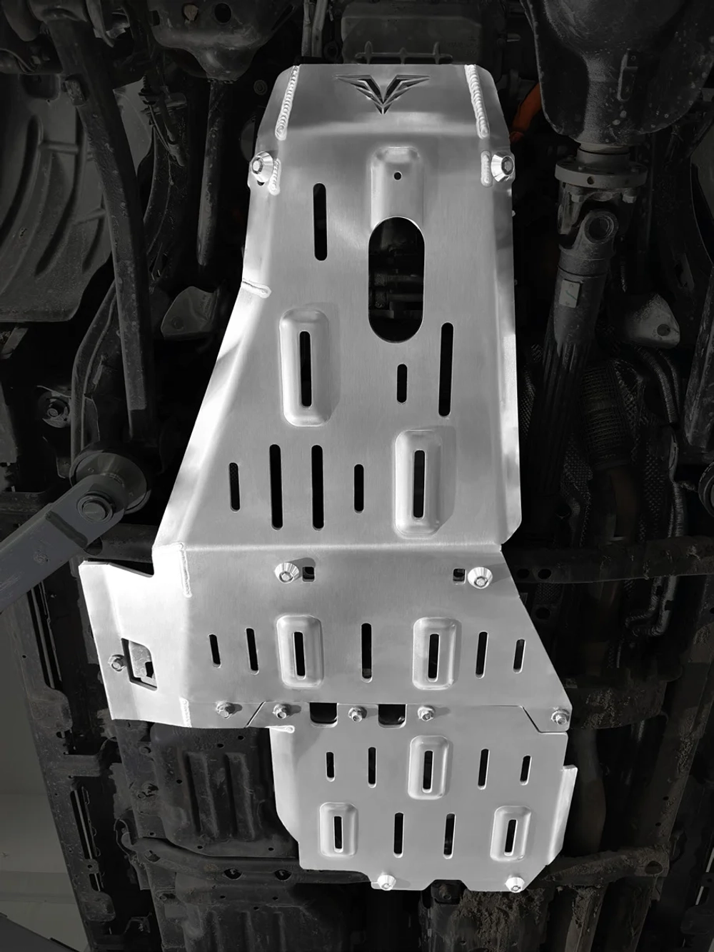 Защита днища 8мм для JEEP Wrangler 2021+ Джип защита картера кпп двигателя бака