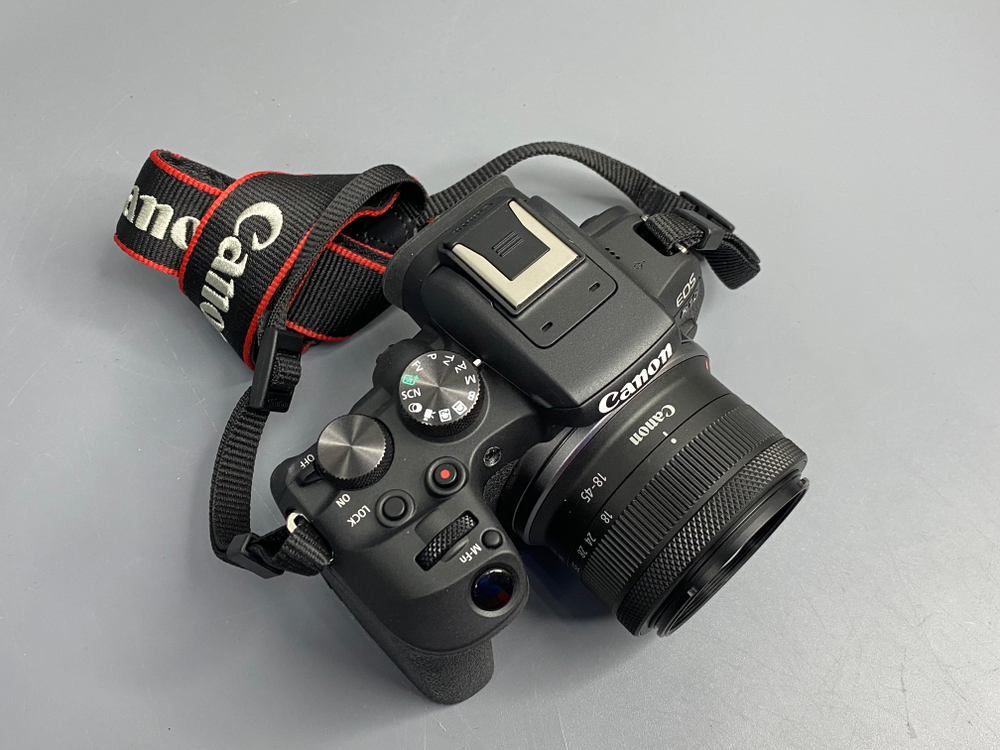Canon EOS R10 Kit 18-45mm IS STM
