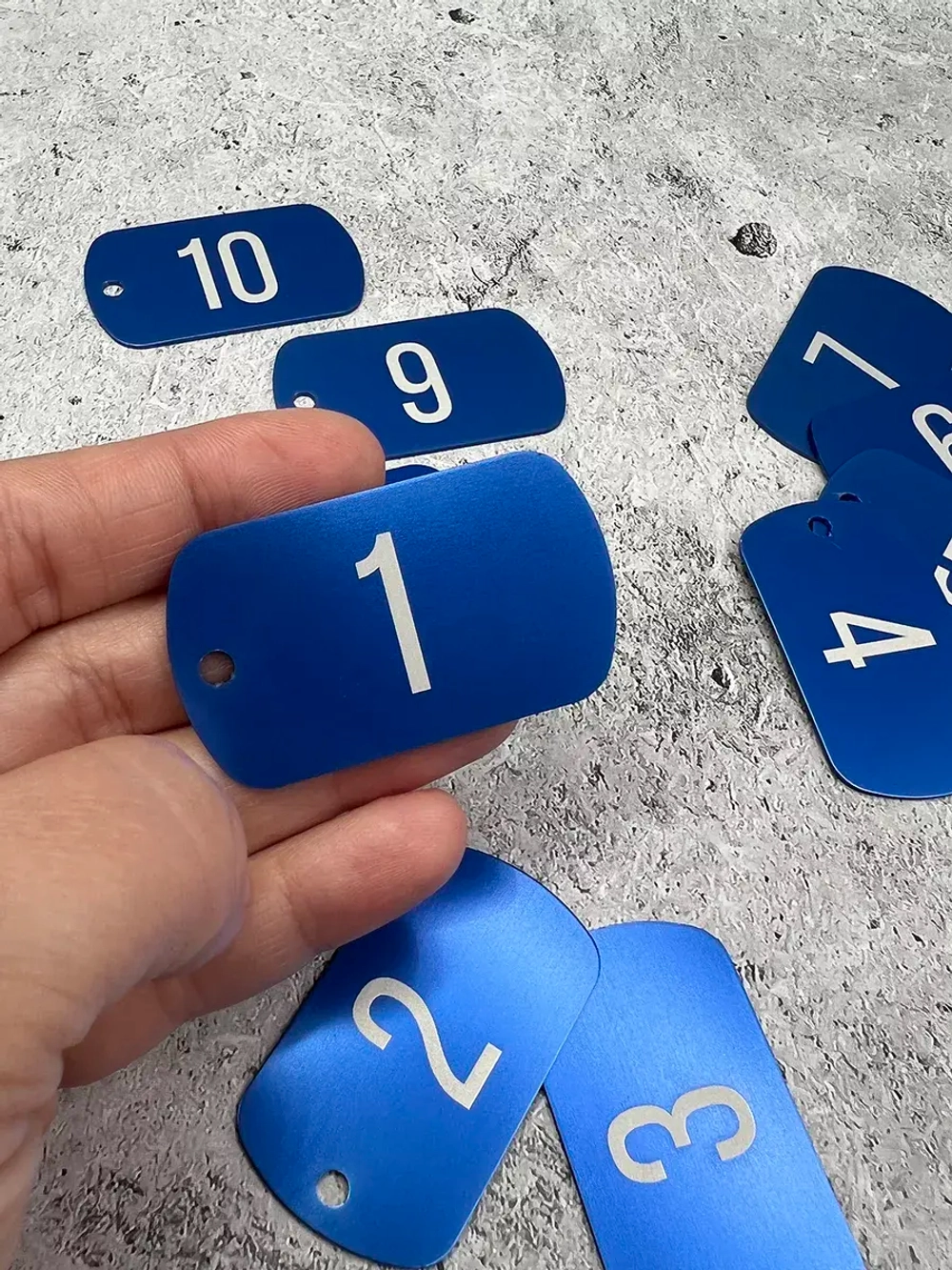 Номерки на ключи металлические