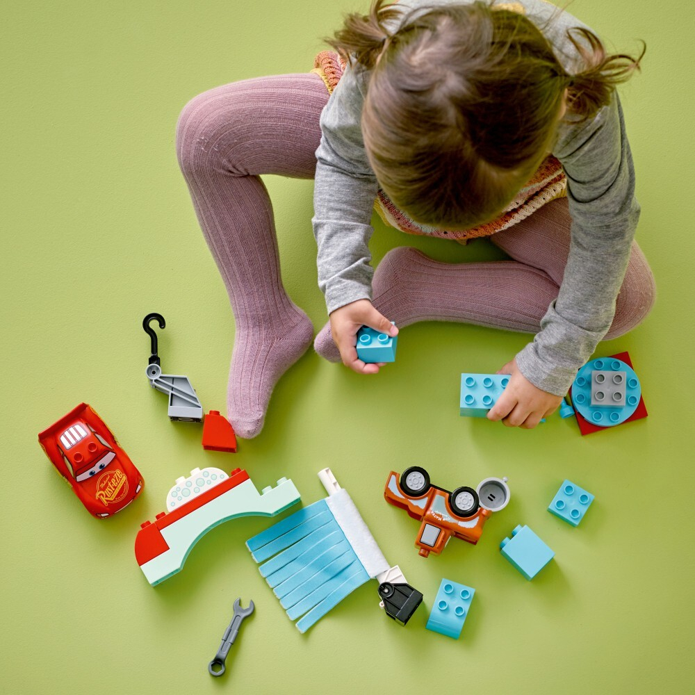 LEGO DUPLO — Молния Маккуин и Мэтр — Автомойка 10996 / артикул   10996  / GTIN 5702017417790