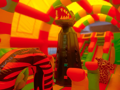 Коммерческий надувной батут «Страна Сафария 2» с крышей и высокими горками, 10x5x5 м