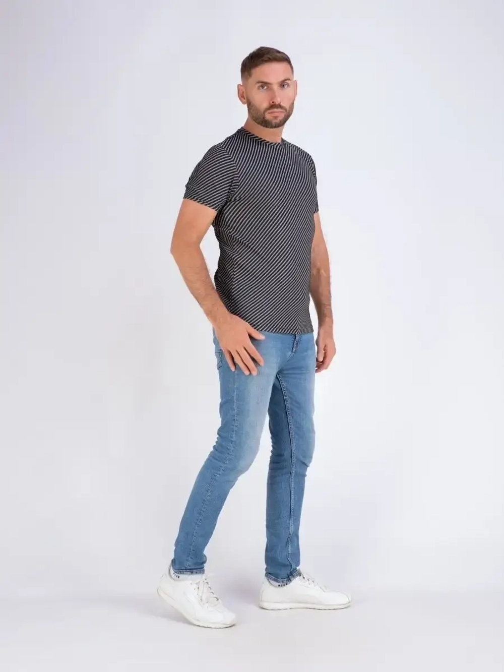 Футболка мужская однотонная базовая