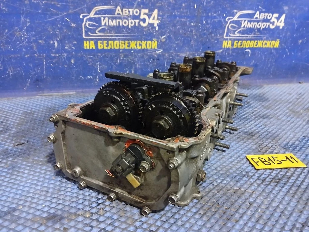 Головка блока цилиндров NISSAN SUNNY 2000