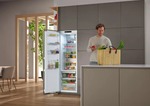 Встраиваемый холодильник Miele K 7747 C