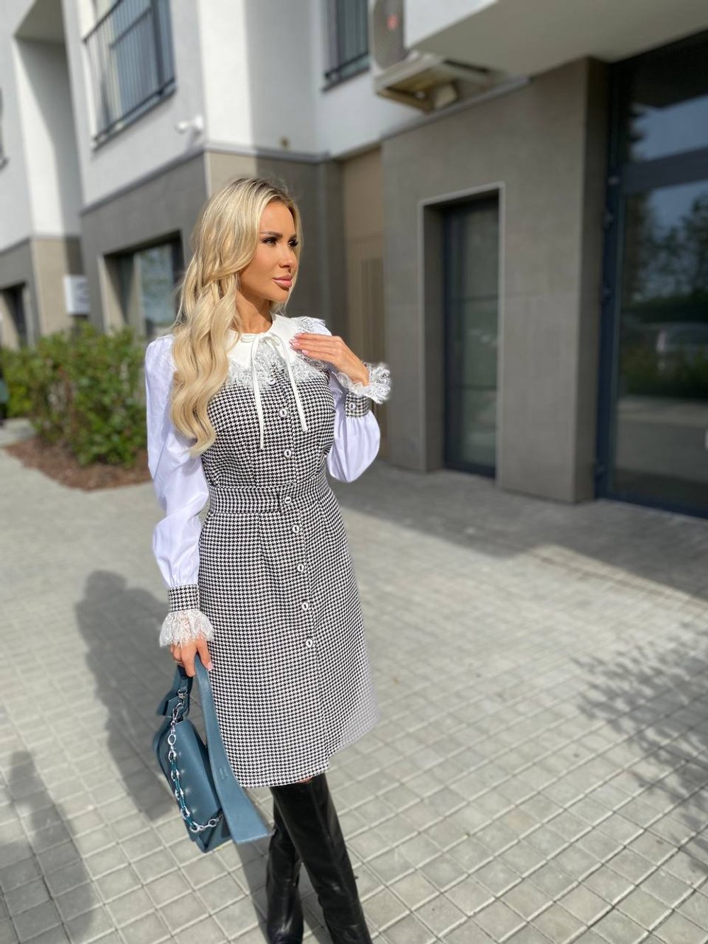 Платье-футляр гусиная лапка из костюмной вискозы