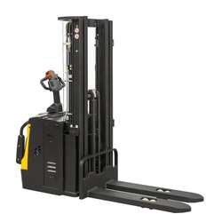 Штабелер электрический самоходный ES16-RS (1600 кг; 5,5 м; li-ion 24 В / 205Ач) SMARTLIFT (SMART) 64-5046