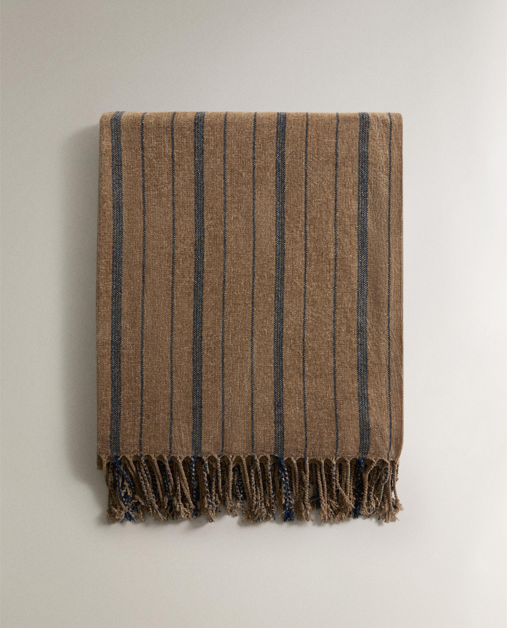 Zara Home плед из полиэстера, в полоску, 140x190 см