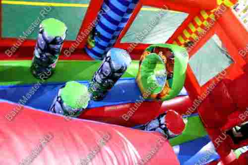 Коммерческий надувной батут "Веселые птички" 7*5*4 м