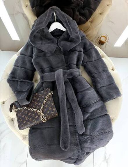 Шуба 1410915-1 Fabrika Фото 1