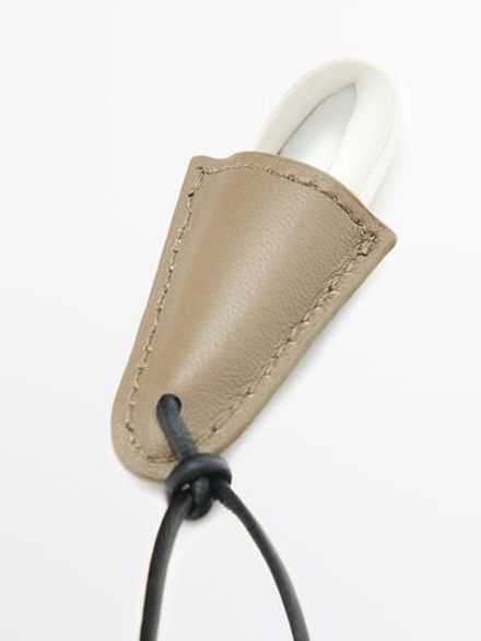 Massimo Dutti Кожаная подвеска, серебряный