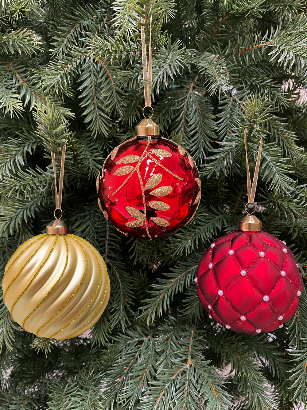 Набор шаров 10см 6шт ChristmasDeLuxe золото/бордовый/красный