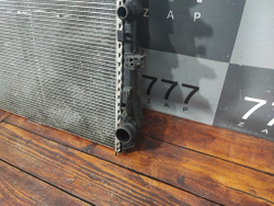 Радиатор двигателя Mercedes E-Class (W213) 16-нв Б/У Оригинал A0995007100