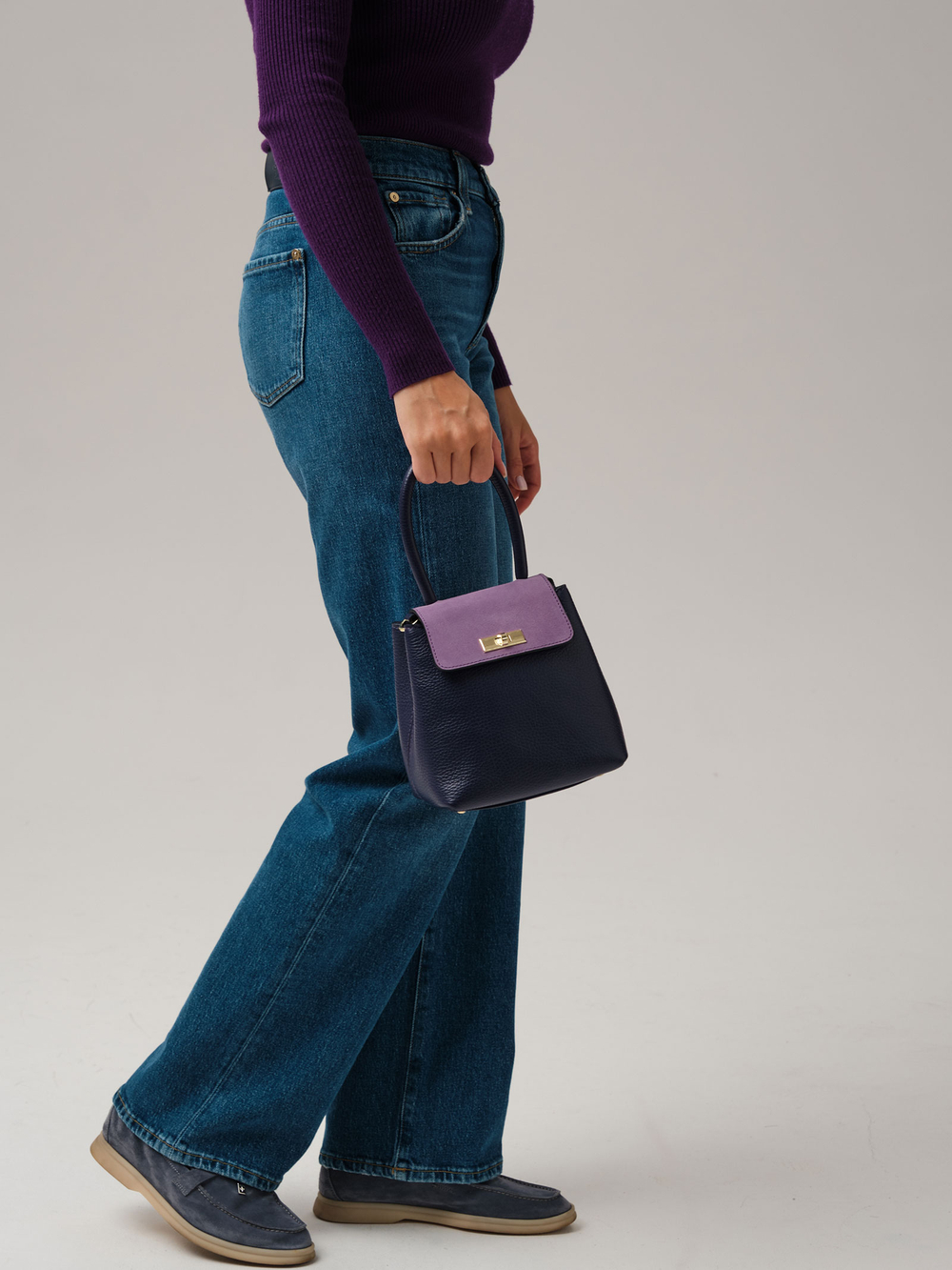 Сумка Deboro 30476 фиолетовый цветок