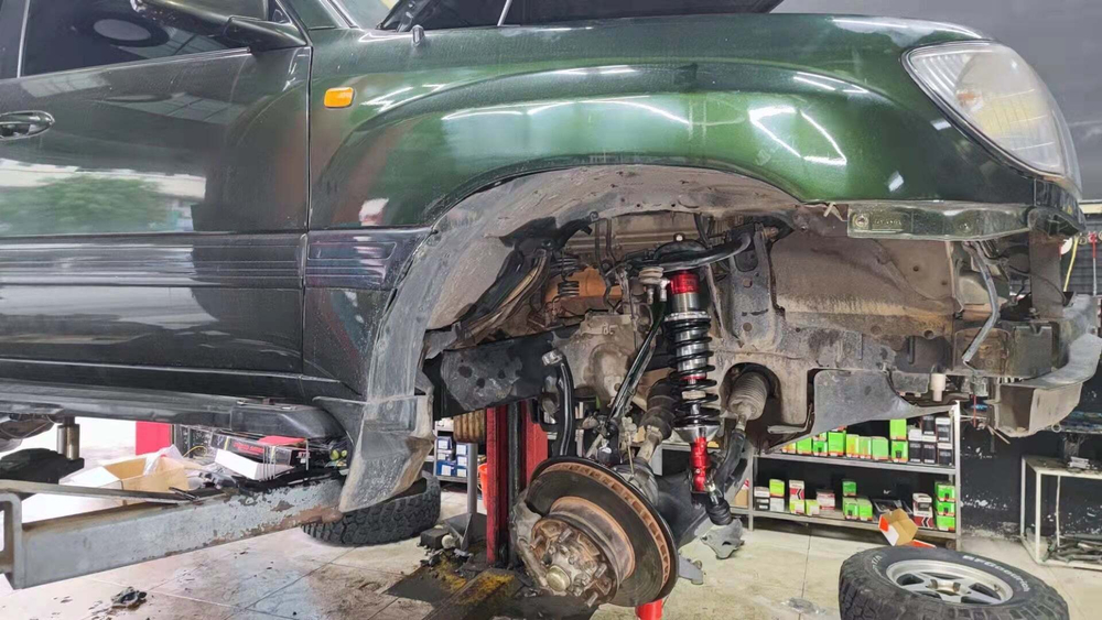 Toyota Land Cruiser 100 лифт-комплект регулируемой подвески +2" STR ST8000+