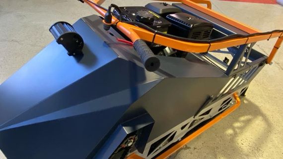 Мотобуксировщик БУРЛАК Пионер