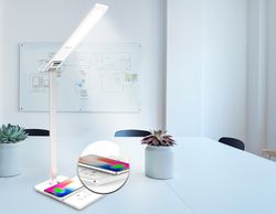Ambrella Светодиодная настольная лампа с беспроводной зарядкой и USB портом Desk DE581