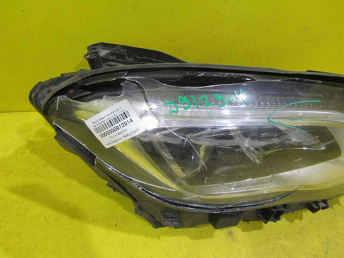 Битая Фара правая Mercedes GLA x156 (2017-2020) LED