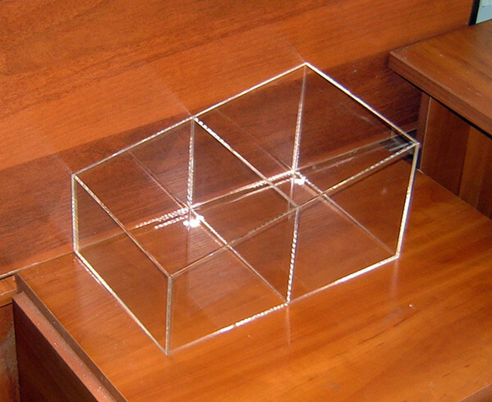 Короб под колготки 190х300х150/100 мм 2 отделения