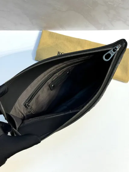 Клатч кожаный Bottega Veneta
