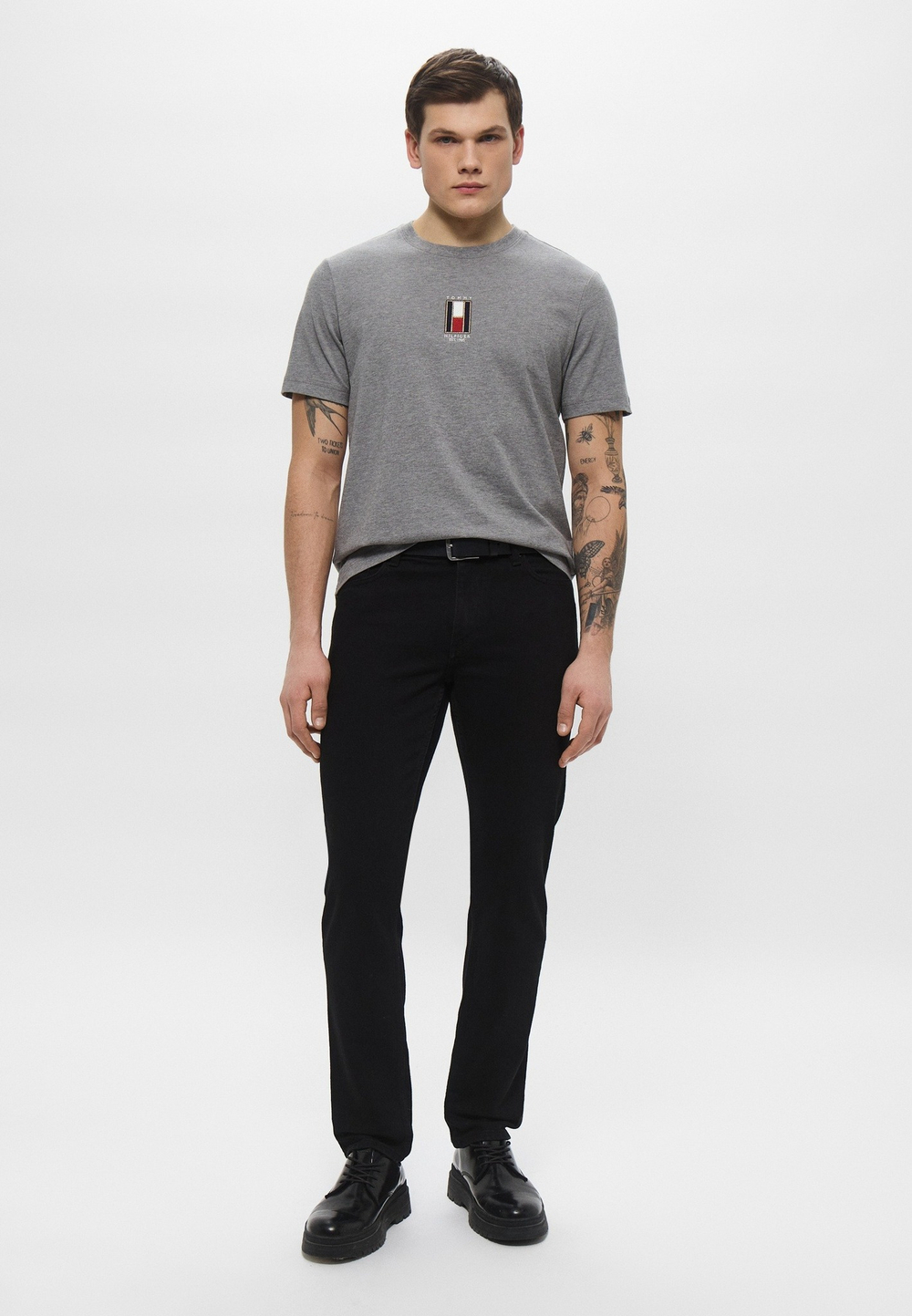 Футболка мужская TOMMY HILFIGER VERTICAL FLAG TEE