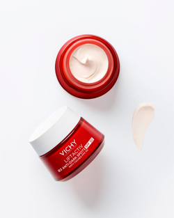 Vichy Liftactiv B3 Anti - Dark Spots - интенсивный крем против морщин против обесцвечивания кожи /  SPF 50 50  ml  / GTIN 3337875832724