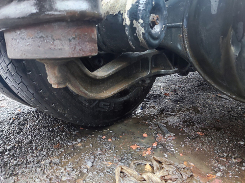 Кронштейн пневморессоры левый