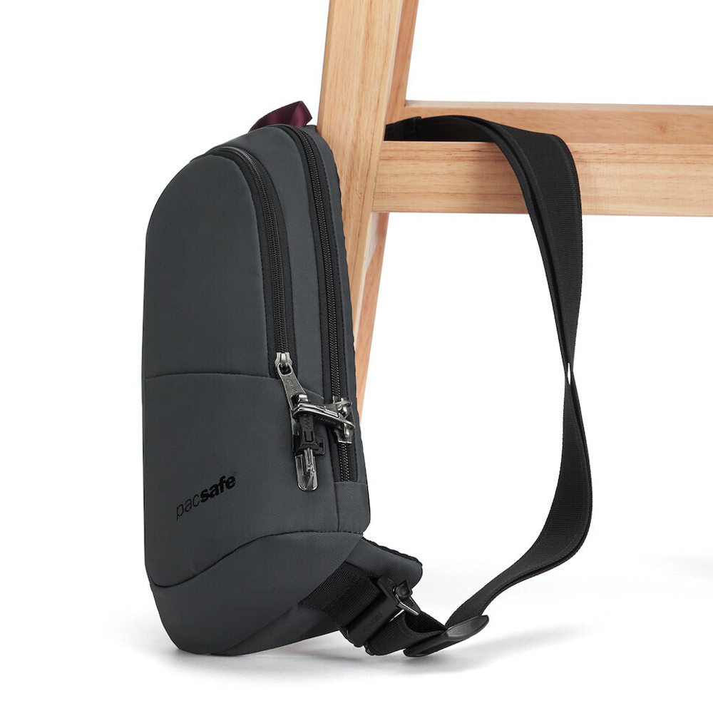 Сумка-антивор Pacsafe Vibe 150