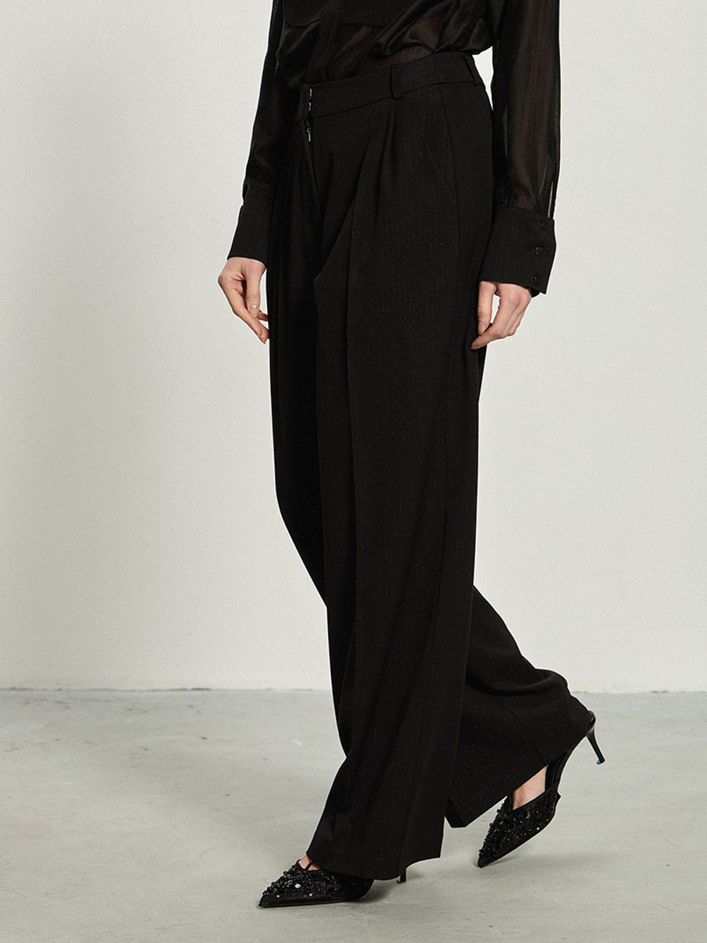 Брюки Палаццо на молнии черные люрекс вискоза