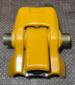 Каретка (балансир опорного катка) 17A-30-00051