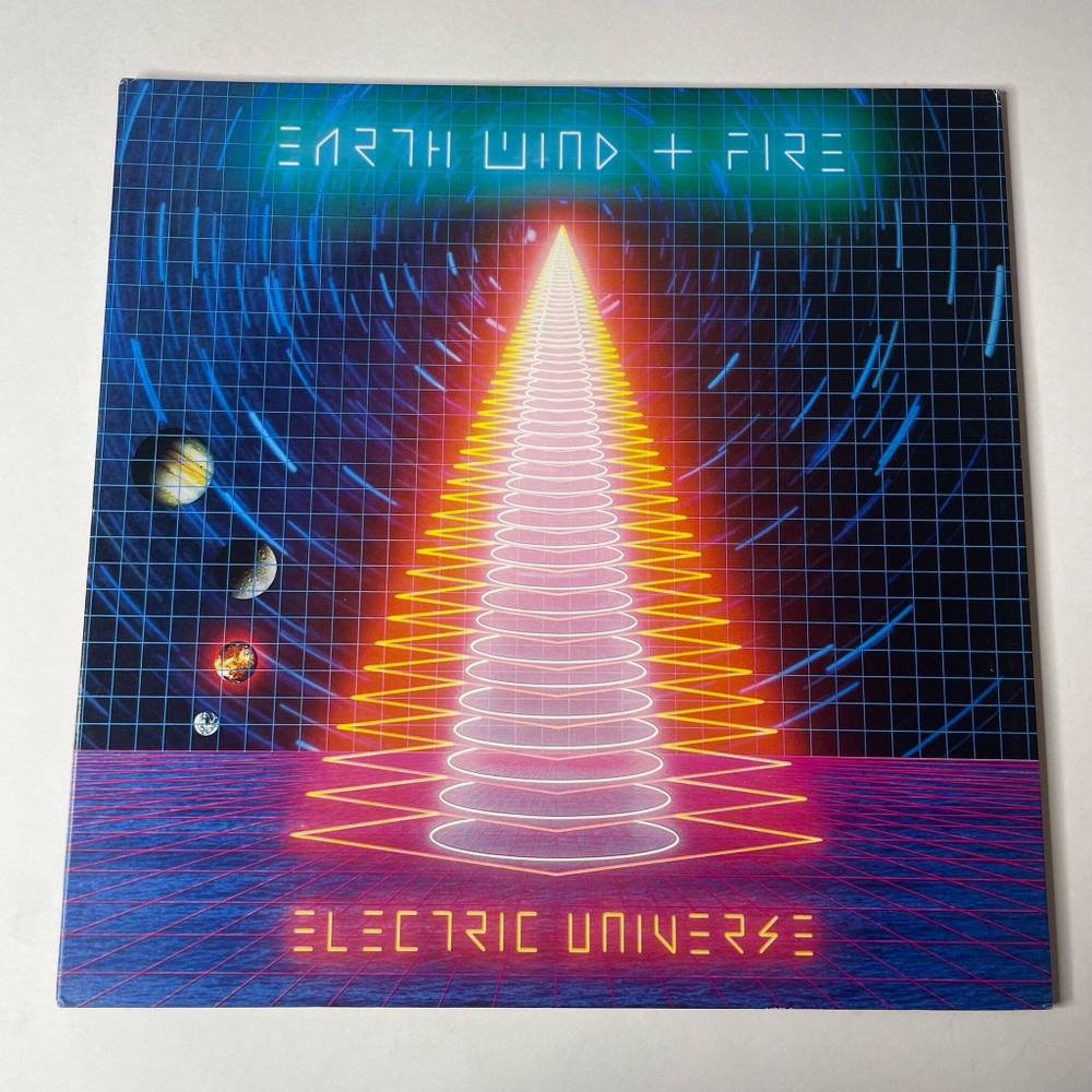 Винтажная виниловая пластинка LP Earth, Wind and Fire Electric Universe (Japan 1983) (No Obi) Moonwalk