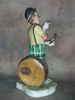 Статуэтка. Фарфор. Клоун. Capodimonte. Италия