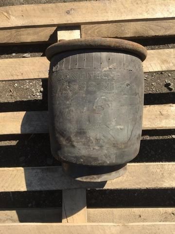 Пневмоподушка МАН ТГА со стаканом 81436010151 б/у