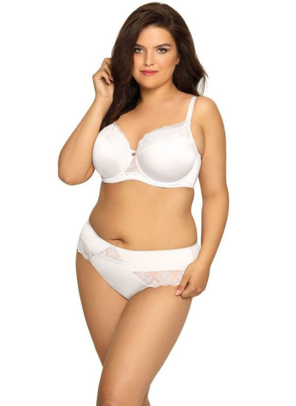 Бюстгальтер plus size с эффектной вышивкой на чашках (Размер: 80I) (Цвет: черный)