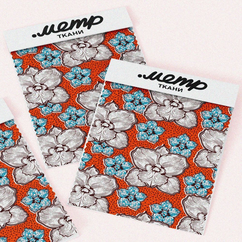 Ткань оксфорд 600 белые цветы с голубыми