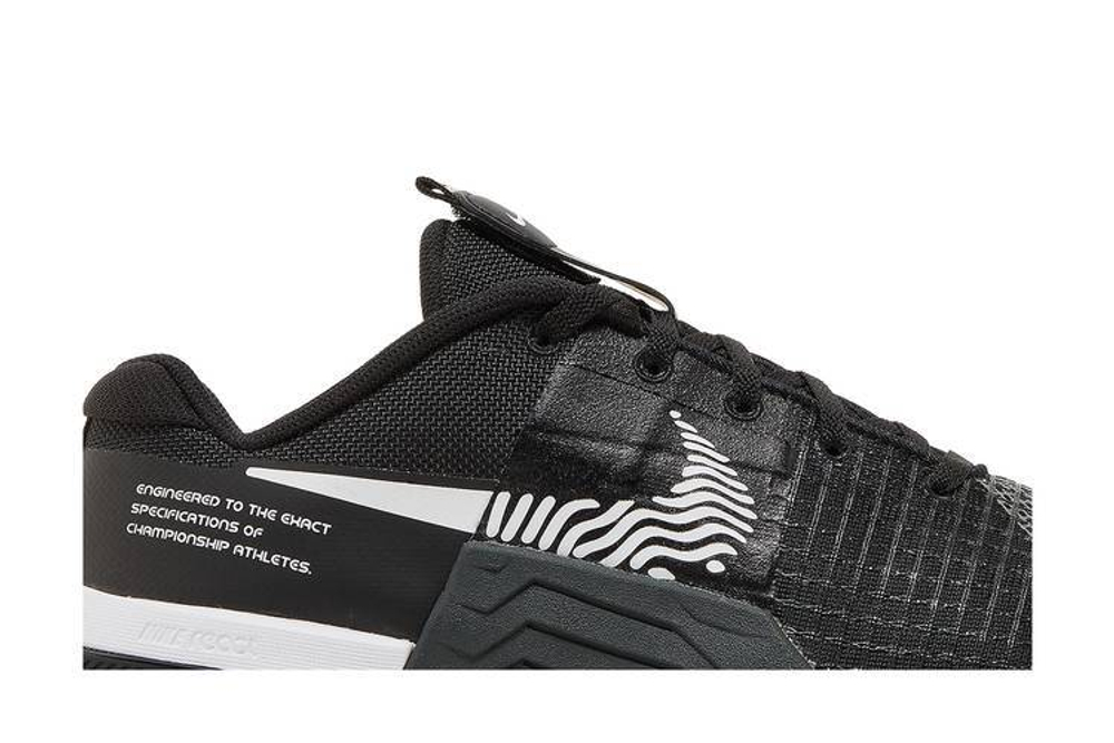Кроссовки Nike Metcon 8 Flyease