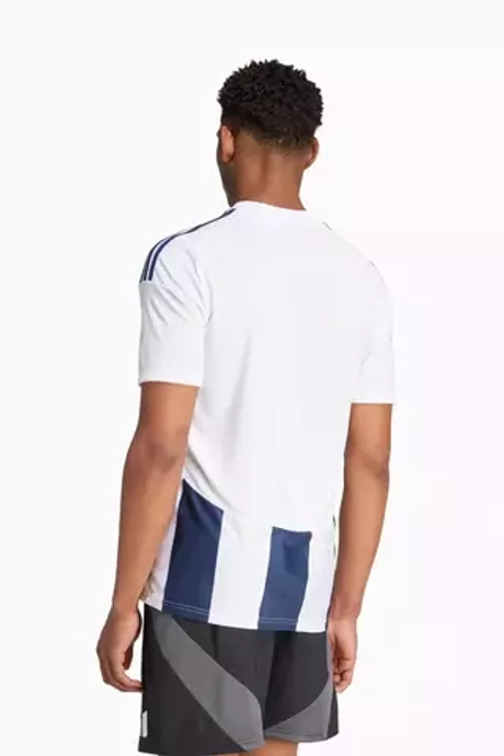 Футболка adidas Striped 24