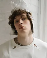 Белый лонгслив 