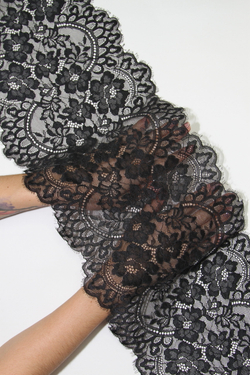 Кружево шантильи чёрное