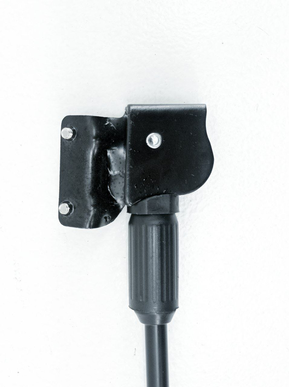 Подножка Maxload (2 болта)