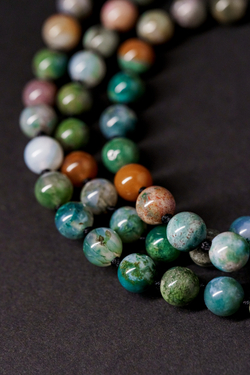 Четки из яшмы индийской