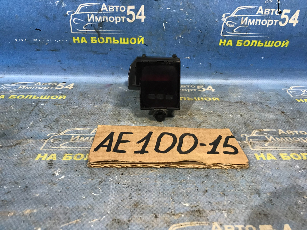 Часы салонные TOYOTA SPRINTER 1992