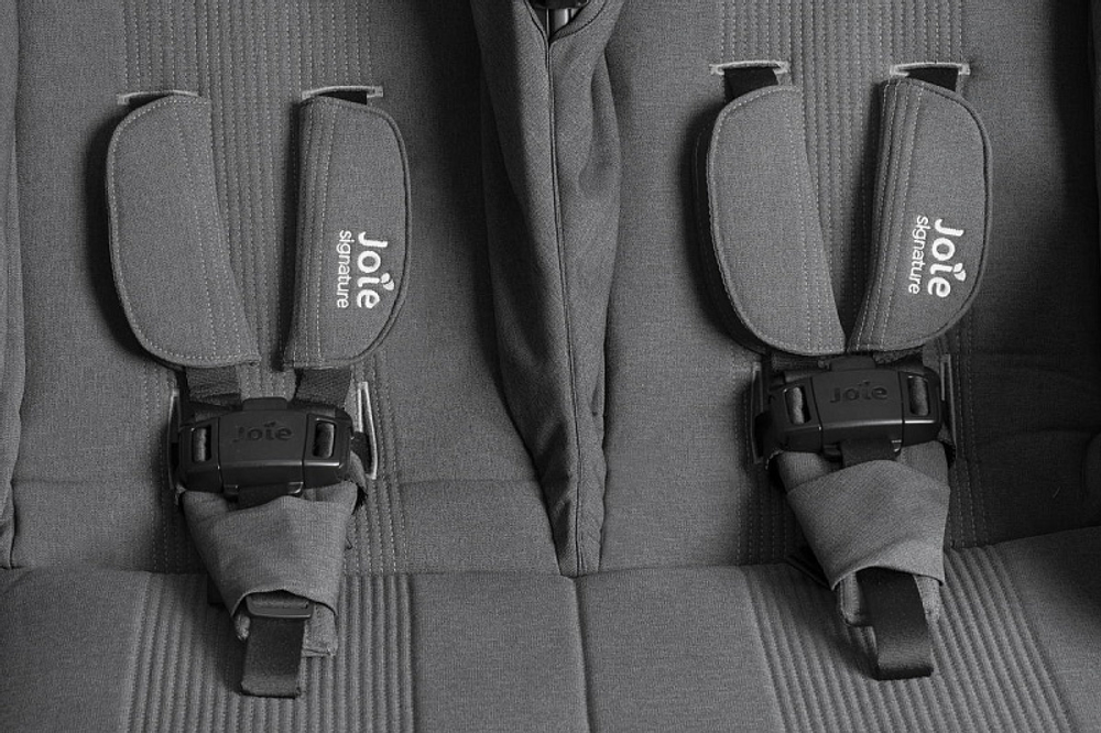 Прогулочная коляска для двойни Joie Estrella Ebony