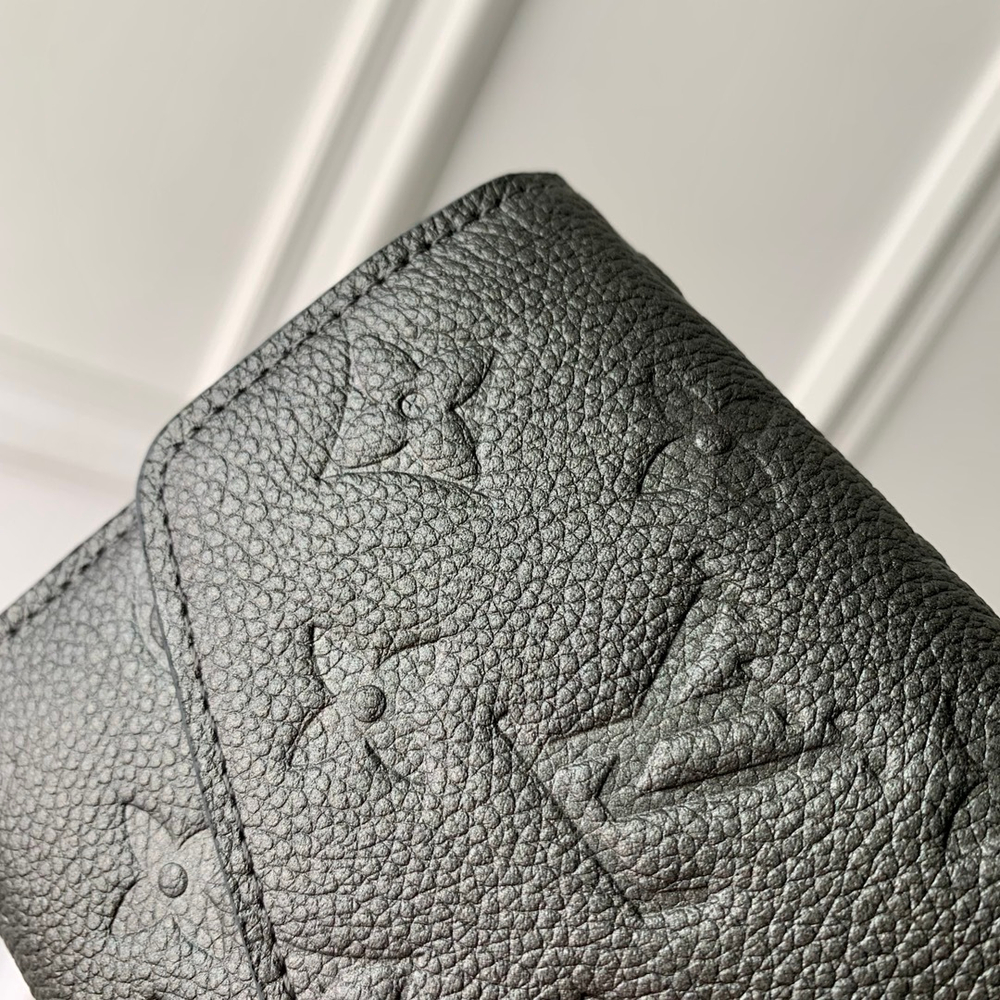 Louis Vuitton Sarah Wallet