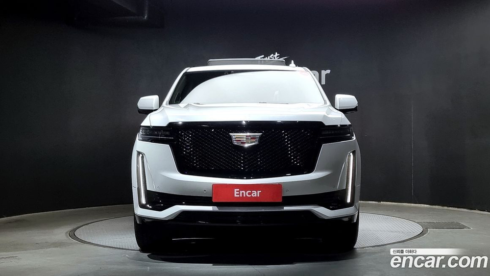 Cadillac Escalade 5 Generation 6.2 (12.2021)