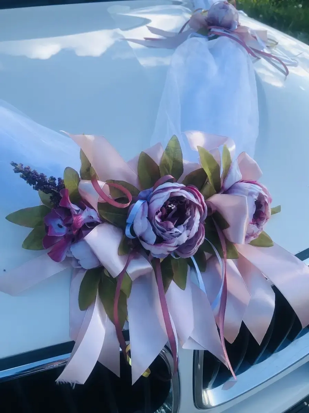 лента на автомобиль