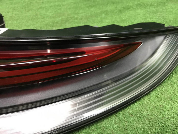 Фонарь правый внешний Porsche Panamera 2 971 20-23