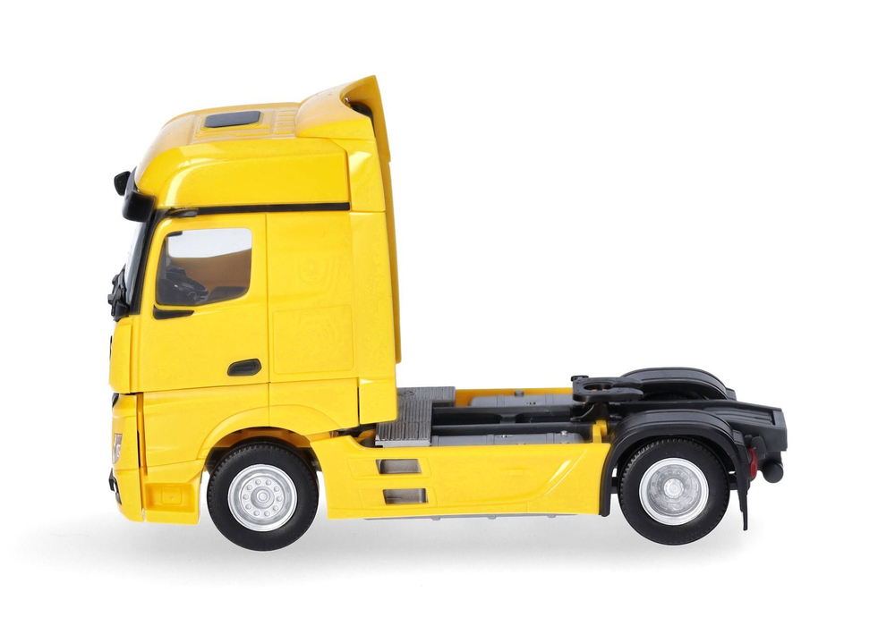 Тягач Mercedes-Benz Actros `18 Bigspace, желтый