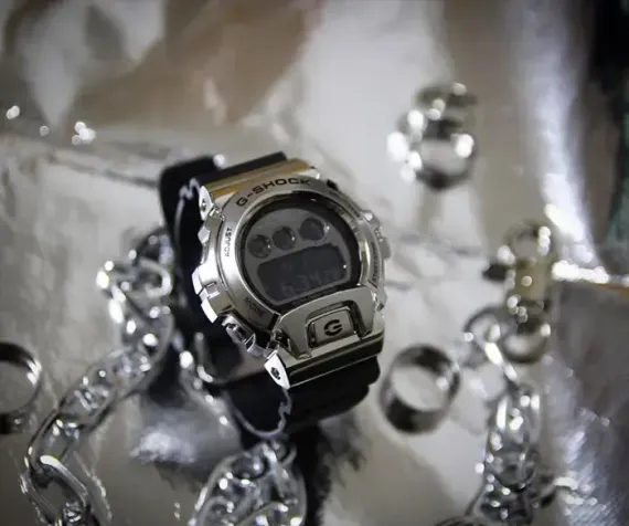 Наручные часы Casio GM-6900-1E